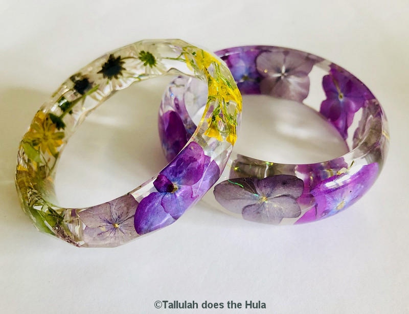 Bangle by Talullah does the Hula - UltraCast