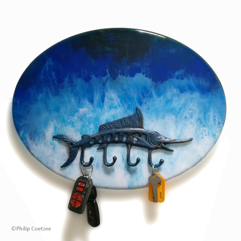 philip coetzee resin board with fish keyhooks